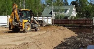 Отсыпка грунта Торжок, цена от 210 руб.
